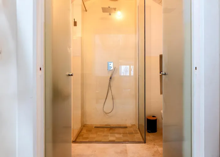 Abbash Da Mery 아파트 *